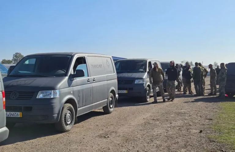 t7k3e3---c17x11x50px50p-c17x11x50px50p--8772f54ecf144844970d2a3c141c44a3