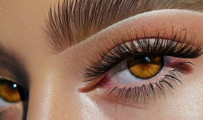 pudrovoe-napylenie-brovey-540x320-a