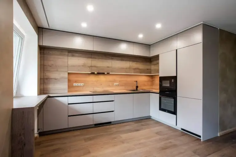 3841322150_w1280_h640_3841322150